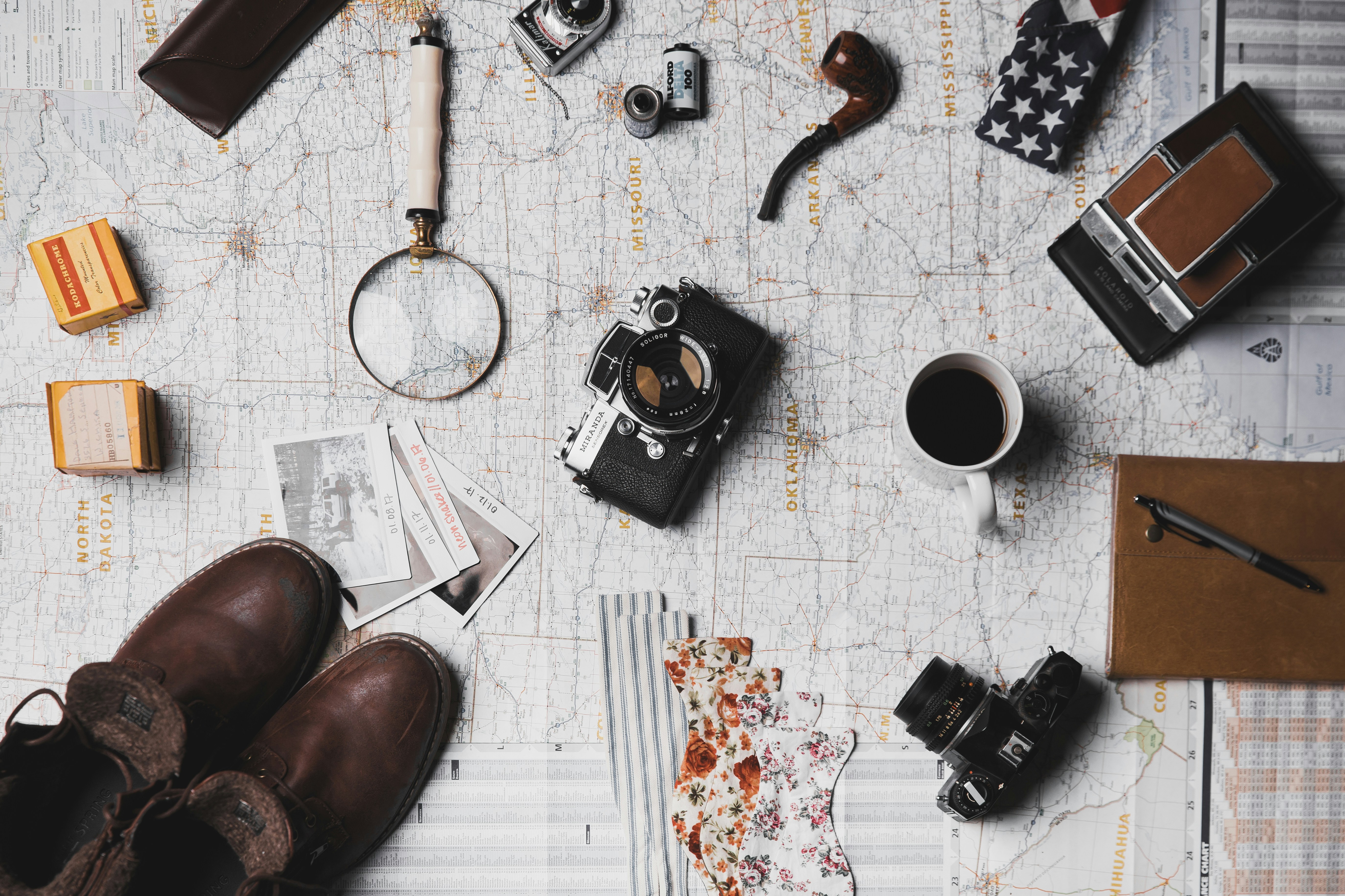 Travel guide to Copenhagen with a map